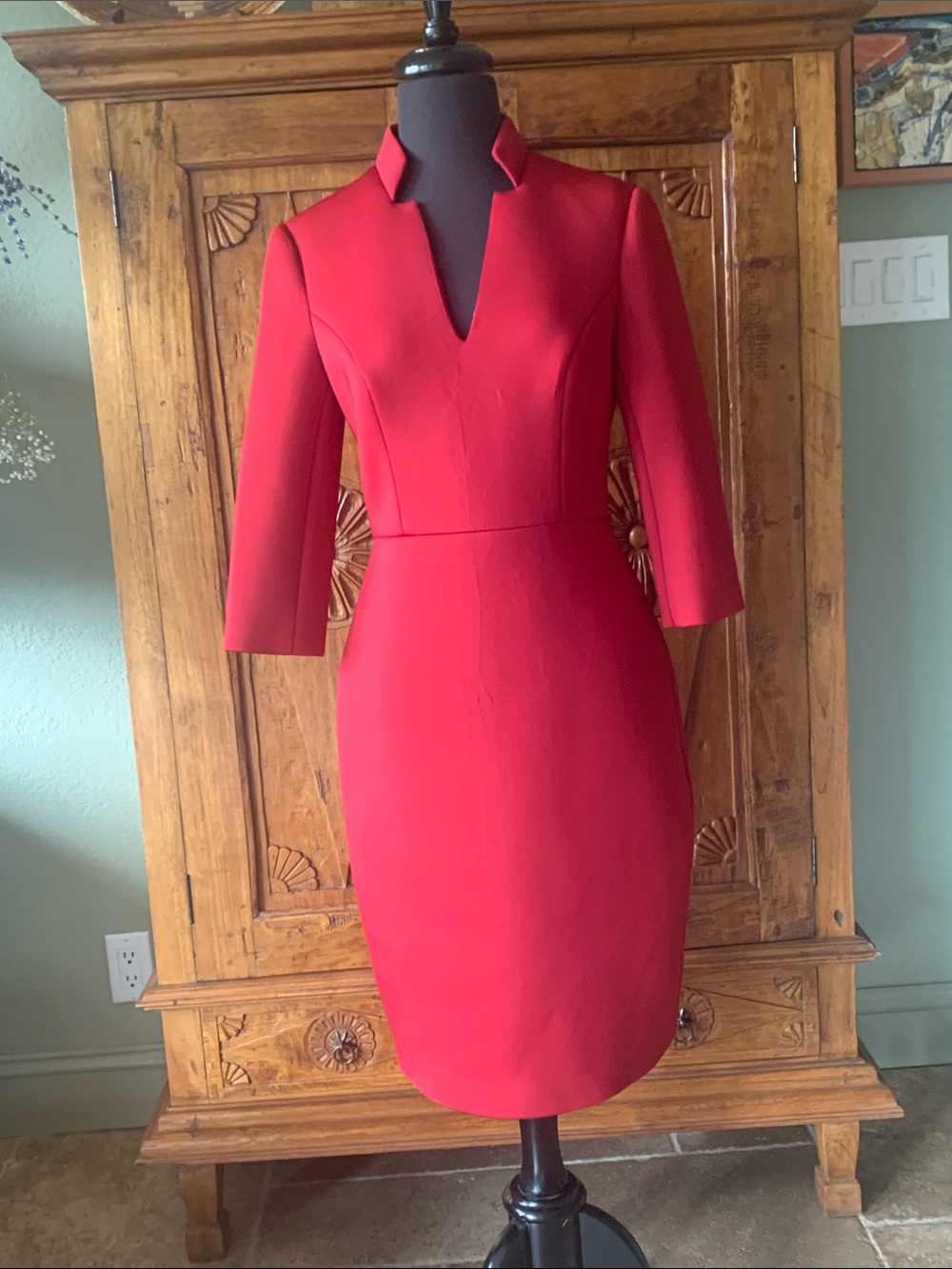 Badgley Mischka V-Neck 3/4-Sleeve Solid Scuba Dress